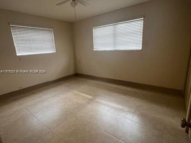 Home for rent at 1107 N 14th Ave - photo 5317229