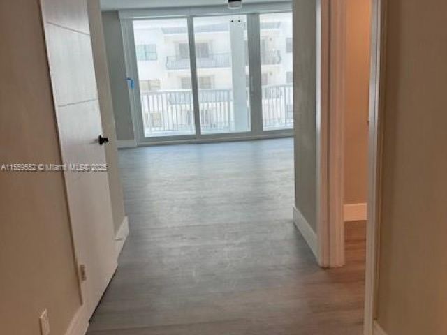 condo for sale in Miami Beach - 5401 Collins Ave 209 - MondialRealty
