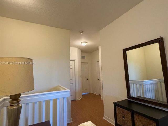 Home for rent at 10967 NW 79th St 10967 - photo 5318659