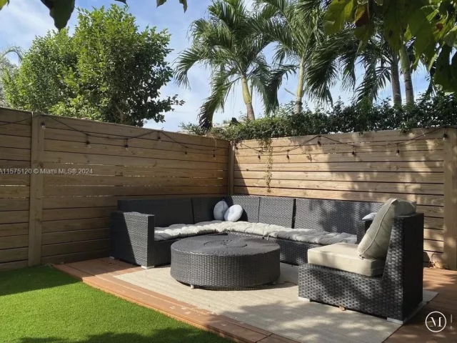 3-bedroom home for sale in Miami -  - MondialRealty