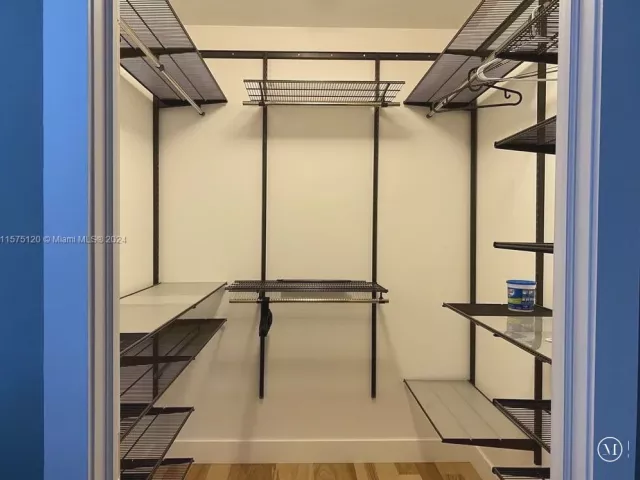 3-bedroom home for sale in Miami -  - MondialRealty