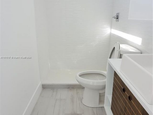 Home for rent at 3787 Thomas Ave 3787 - photo 5320322