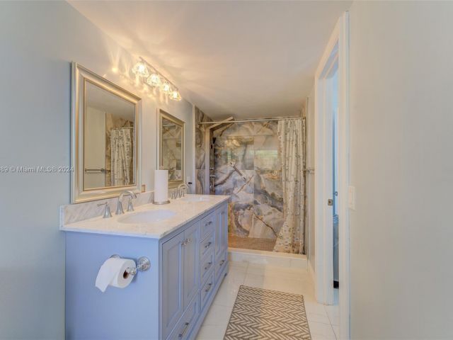 Home for sale at 2222 NE 7th St 12 - photo 5435938