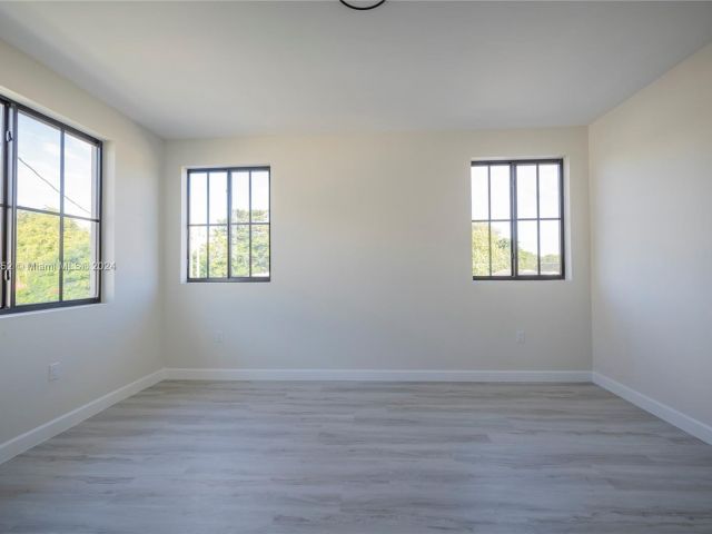 Home for rent at 18068 SW 103 ave - photo 5469544