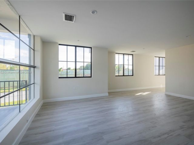 Home for rent at 18068 SW 103 ave - photo 5469554