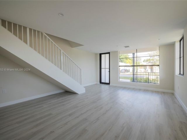 Home for rent at 18068 SW 103 ave - photo 5469556