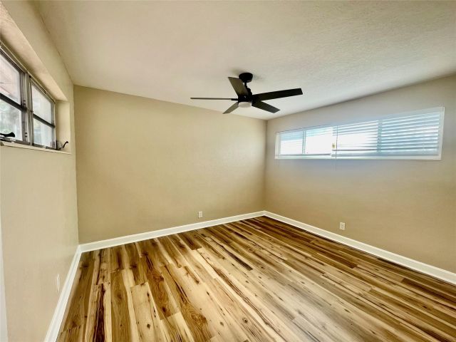 Home for rent at 1214 NW 4th St - photo 5494958