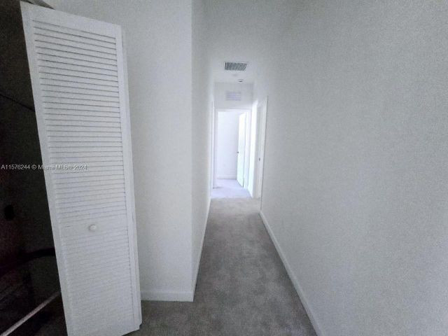 Home for rent at 14808 SW 163rd Ter . - photo 5327452