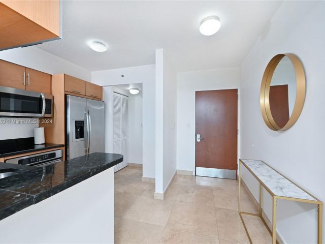 Apartment for rent  Unit #1506 - photo 5328737