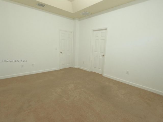 Home for rent at 8765 NW 112th Path 8765 - photo 5324874