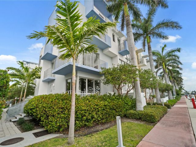 Home for sale at 155 N Shore Dr 1 - photo 5322309