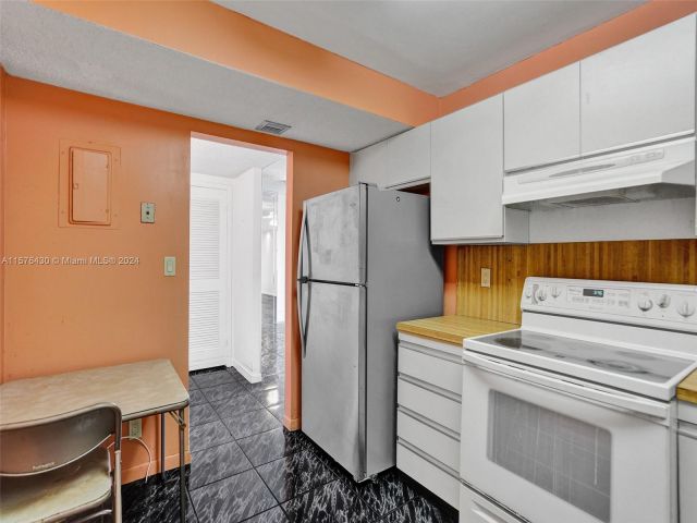 Apartment for sale  Unit #2307 - photo 5386453