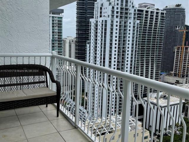 Apartment for rent  Unit #4322 - photo 5334048