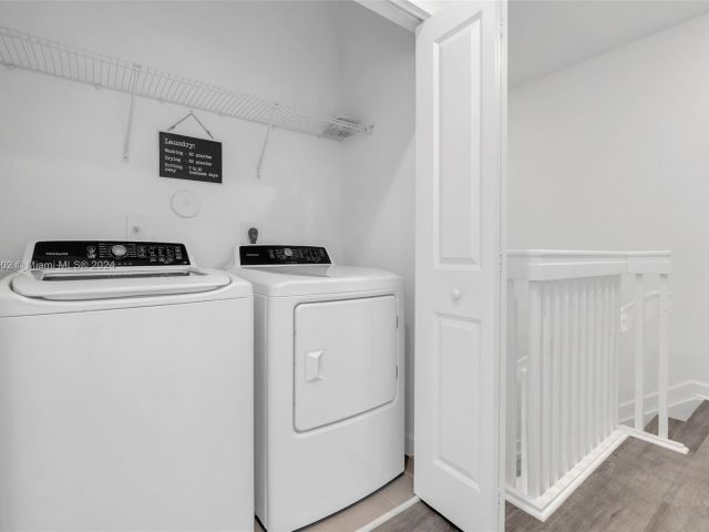 Home for sale at 20913 NE 8th Ave #20913 - photo 5329194