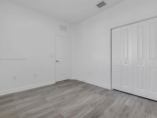 Home for sale at 20913 NE 8th Ave #20913 - photo 5329198