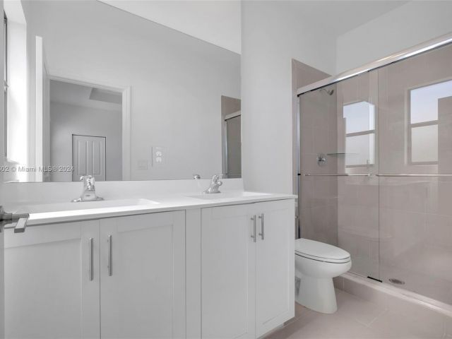 Home for sale at 20913 NE 8th Ave #20913 - photo 5329200