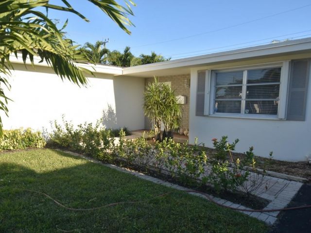 Home for sale at 8120 NW 10th St - photo 5330956