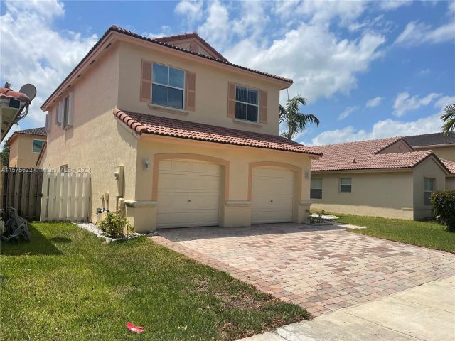 Home for rent at 23914 SW 108th Ct - photo 5339026