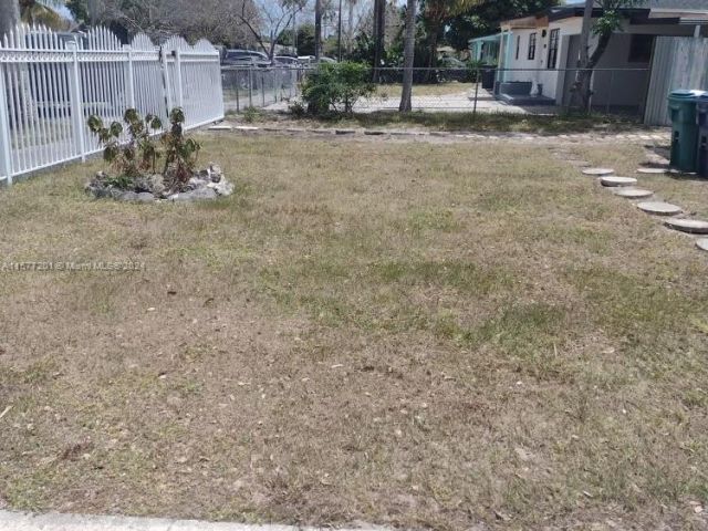 Home for rent at 3600 NW 175th St 0 - photo 5340388