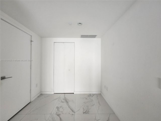 Apartment for rent  Unit #3602 - photo 5349022