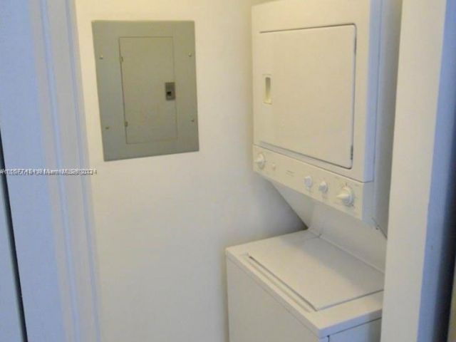 Apartment for rent  Unit #1422 - photo 5343303