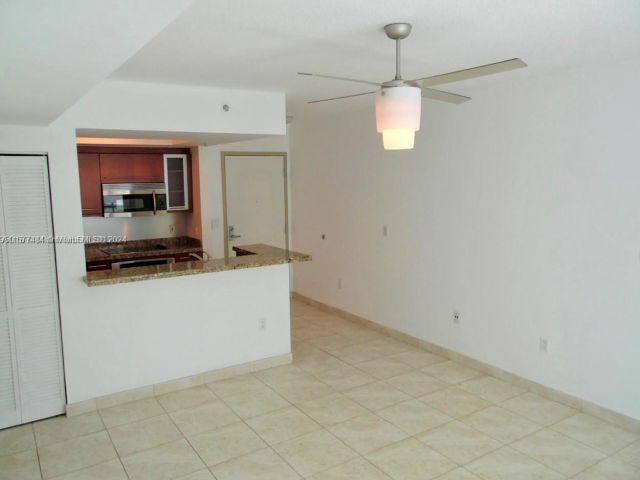 Apartment for rent  Unit #1422 - photo 5343307