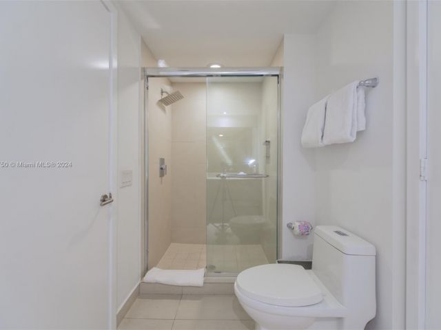 Apartment for sale  Unit #2106 - photo 5340583