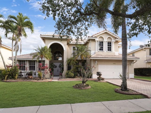 Home for sale at 16560 NW 11th Ct - photo 5360736