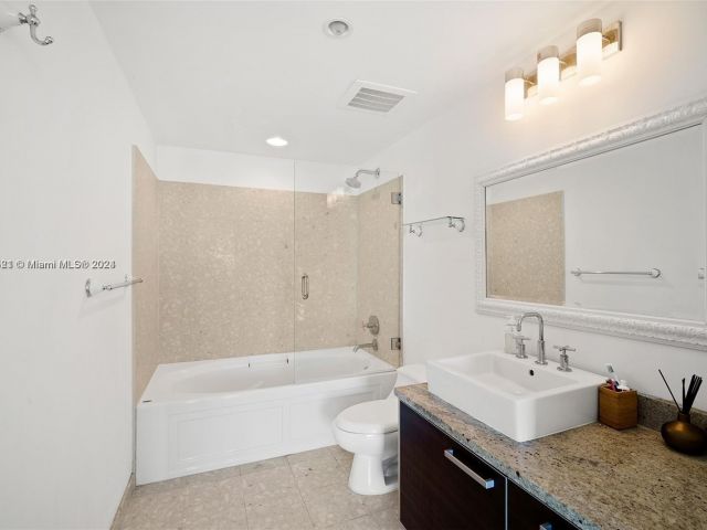 Apartment for sale  Unit #4109 - photo 5347877