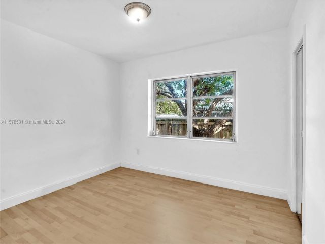 Home for rent at 1365 NE 130th St - photo 5344580