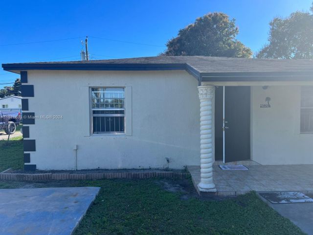 Home for rent at 2540 NW 154th St 0 - photo 5349650