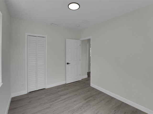 Home for rent at 1532 NW 1st Ave - photo 5364584