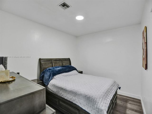 Home for sale at 460 NE 178th St - photo 5355119