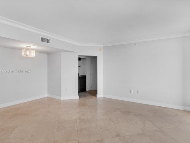 Apartment for sale  Unit #504 - photo 5390813