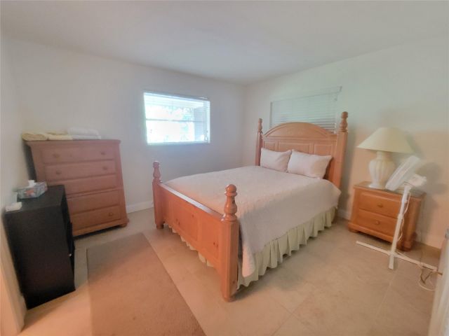 Home for rent at 2509 NW 51st St - photo 5364428