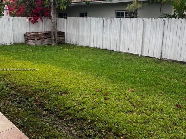 Home for rent at 13941 SW 13th St 0 - photo 5351737