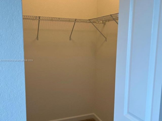Home for rent at 1676 SE 26th Ter 0 - photo 5351420