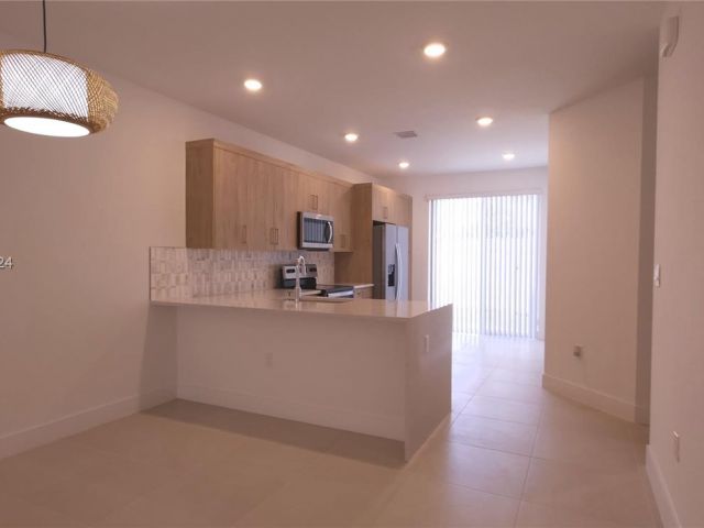 Home for rent at 17073 SW 1st St 17073 - photo 5351576