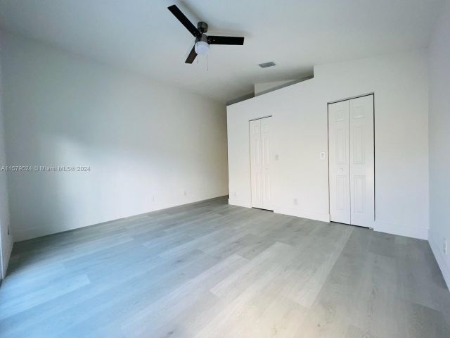 Home for rent at 18333 NW 7th St - photo 5351586