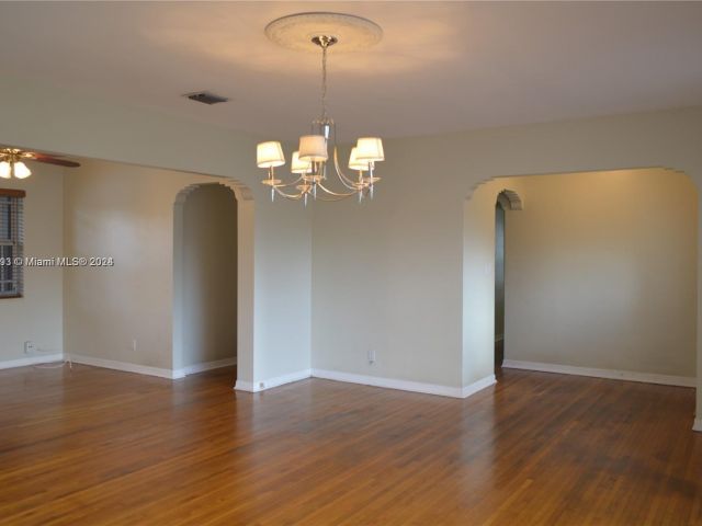 Home for rent at 14035 NW 2nd Ave - photo 5351673