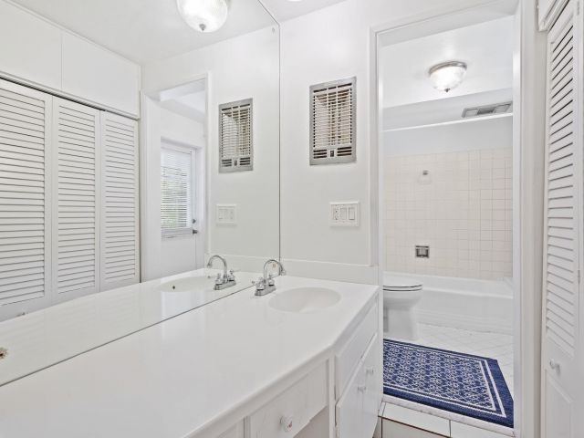 Home for sale at 3426 SW 26th St - photo 5364237