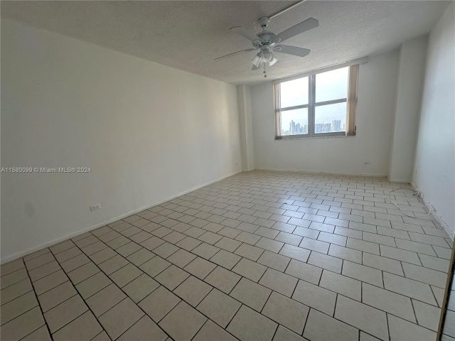 Apartment for sale  Unit #1212 - photo 5358886