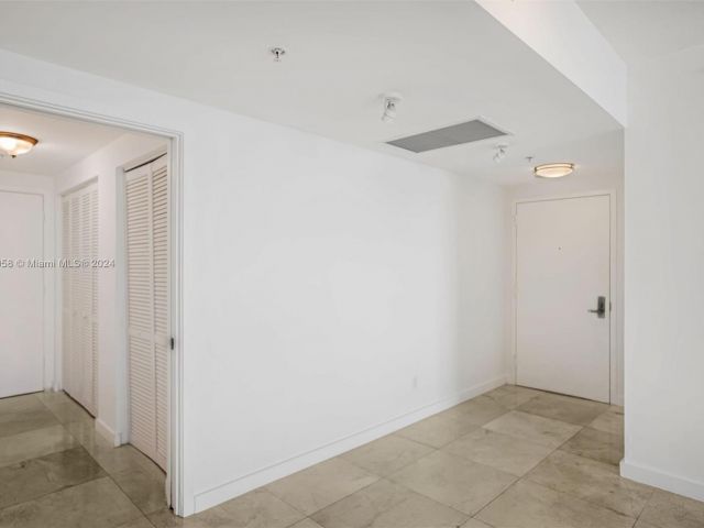 Apartment for sale  Unit #1923 - photo 7518048