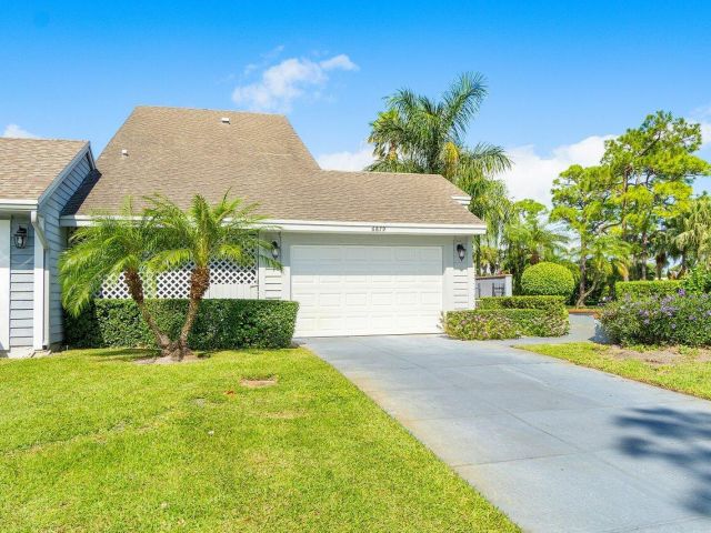 Home for sale at 6879 Palm Grove Court - photo 5361695