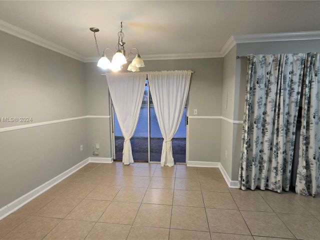 Home for rent at 117 NW 108th Ave 117 - photo 5355905
