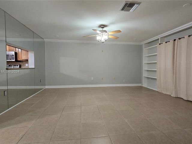 Home for rent at 117 NW 108th Ave 117 - photo 5355907