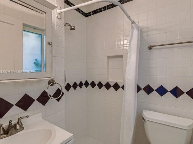 Home for rent at 6890 SW 51st St - photo 5357050