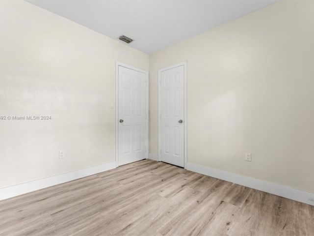 Home for rent at 344 NW 102nd St 1 - photo 5357774