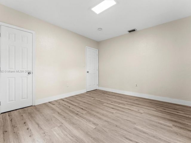 Home for rent at 344 NW 102nd St 1 - photo 5357777