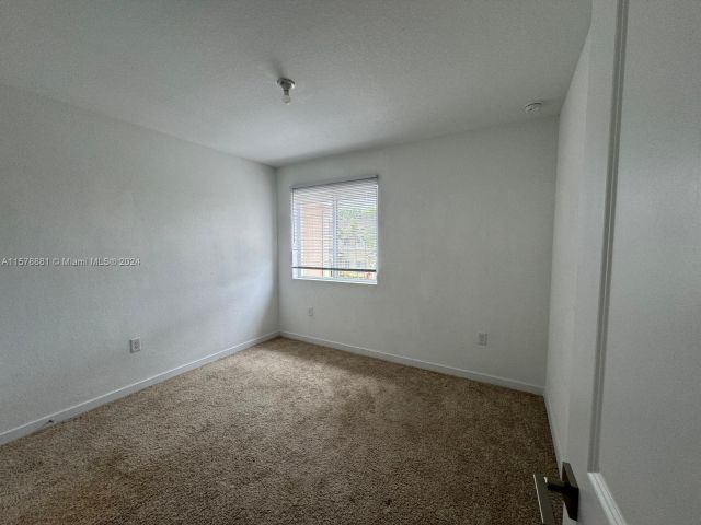 Home for rent at 2317 SE 10th St - photo 5358337